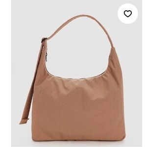 BAGGU NYLON SHOULDER BAG - discontinued color